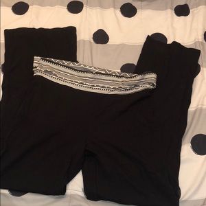 New Yoga pants size L